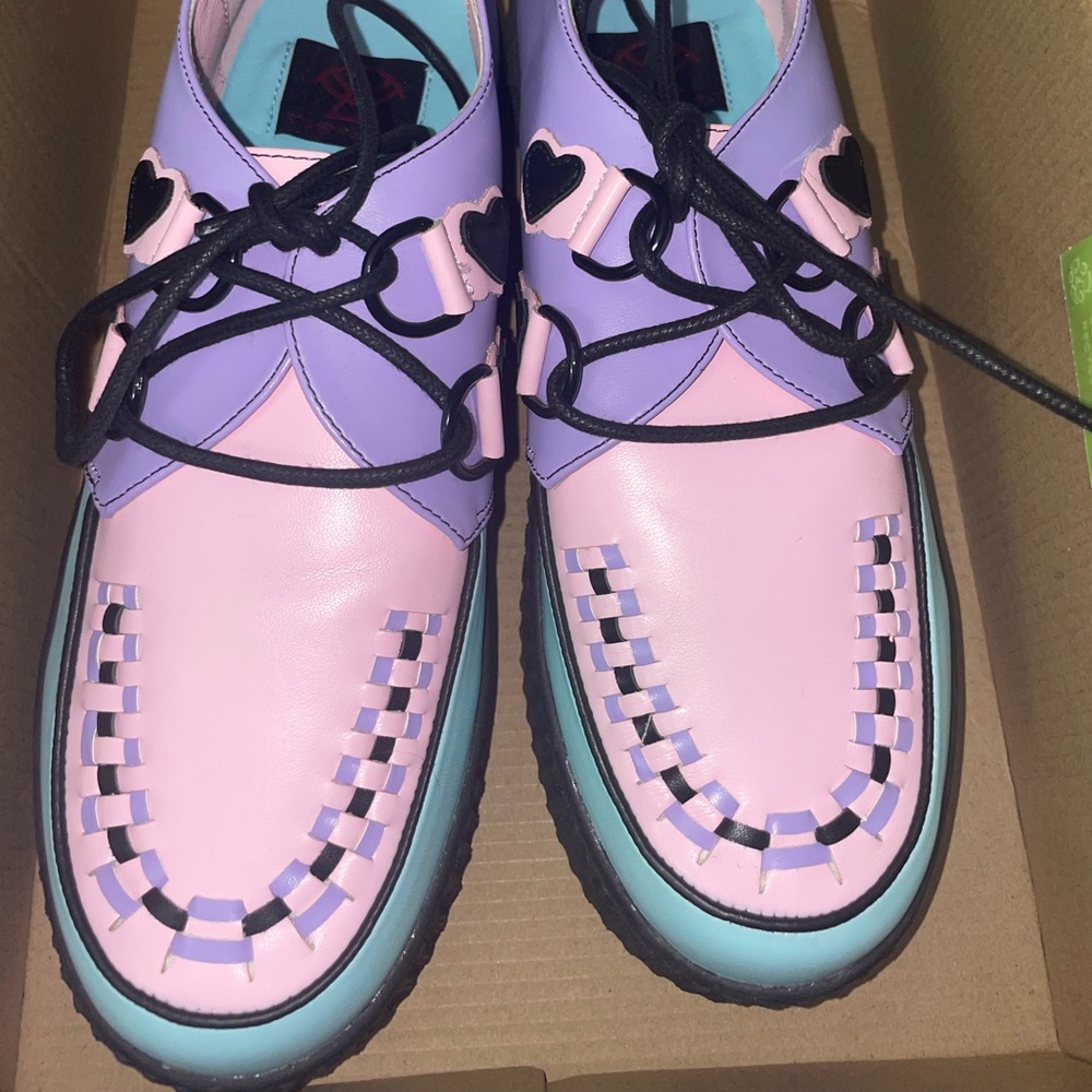 Strange cvlt black out pastel krypt kreepers